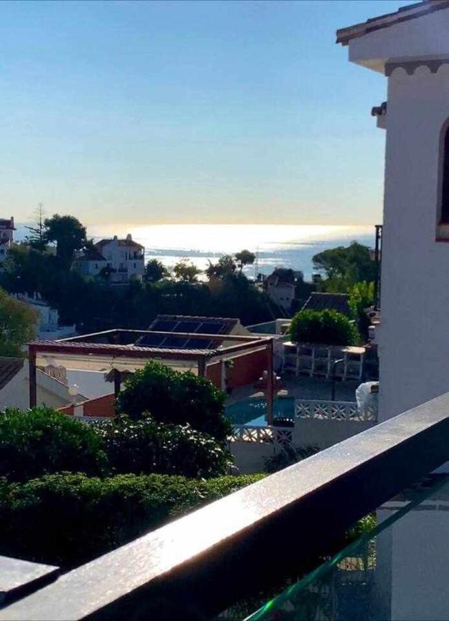 Apartamento 2 En Chalet Con Vista Abierta Al Mar Malaga Bagian luar foto