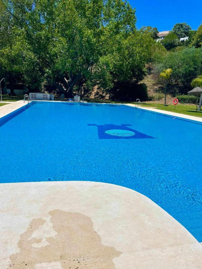 Apartamento 2 En Chalet Con Vista Abierta Al Mar Malaga Bagian luar foto