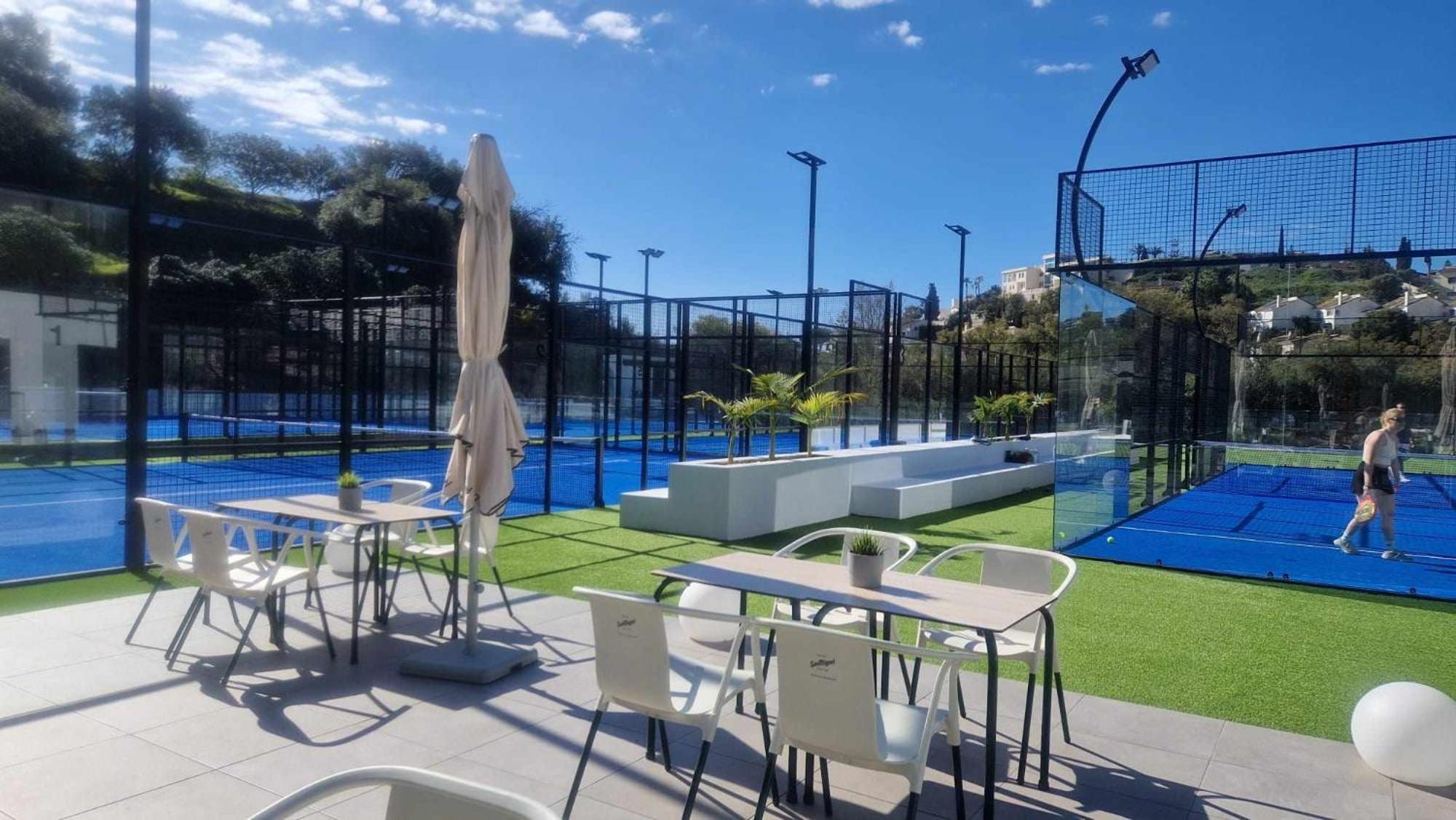 Apartamento 2 En Chalet Con Vista Abierta Al Mar Malaga Bagian luar foto